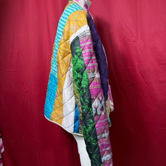 Handmade quilt silk patchwork jacket - Picture 2 of 5